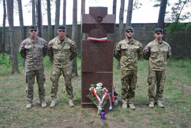 Żołnierze AGAT-u uczcili pamięć patrona jednostki