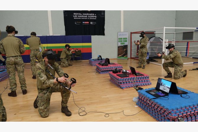 Komandosi Royal Marines testują wirtualną rzeczywistość