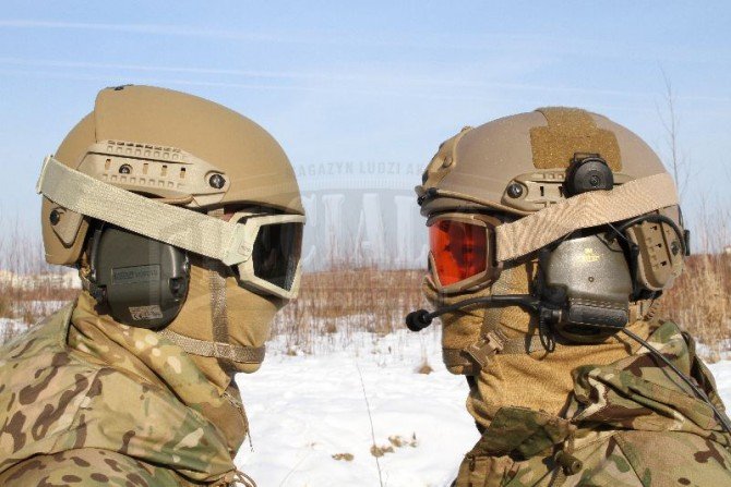 AirFrame Crye Precision vs. Fast Ops-Core