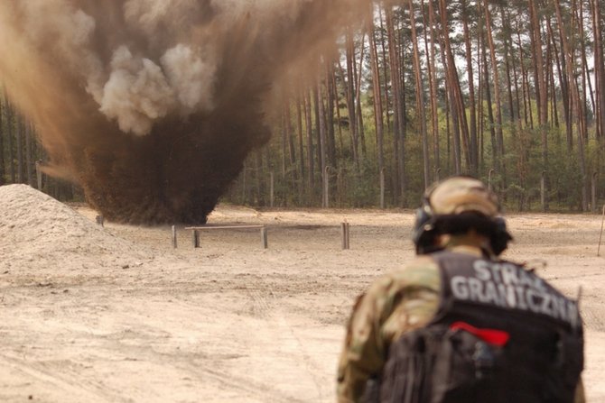 Warsztaty - "Wykorzystanie psów do wykrywania materiałów wybuchowych i broni w trakcie realizacji zadań służbowych"