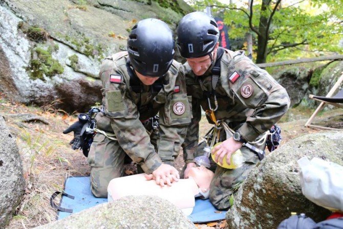 X Karkonoskie Zawody Górskie "MOUNTAIN WARRIOR"