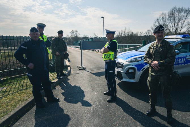 COVID-19: Wojsko wspiera działania służb MSWiA w walce z koronawirusem