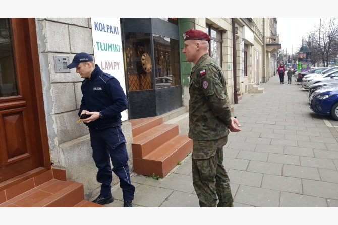 COVID-19: Rośnie zaangażowanie spadochroniarzy 6BPD w walkę z koronawirusem