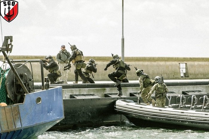 Treningi przygotowujące do Biegu Morskiego Komandosa i nabór do SGO Gdańsk - galeria