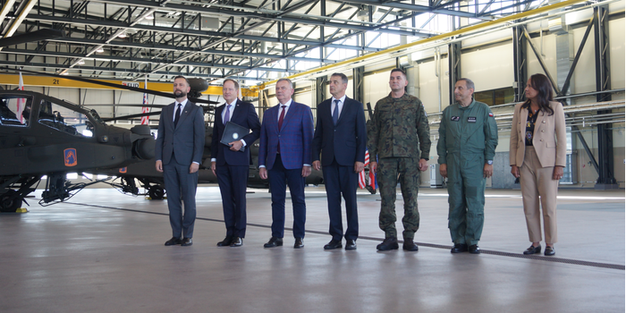 Polska podpisała umowę na zakup 96 śmigłowców Boeing AH-64E Apache