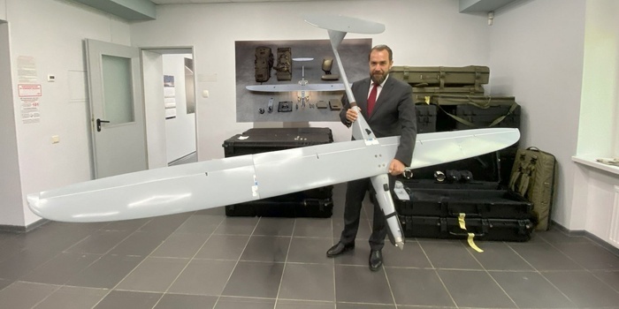 Ruszyła produkcja dronów FlyEye na Ukrainie