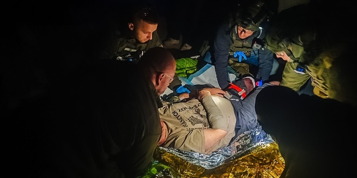 Funkcjonariusze SOP na kursie Austere Emergency Care