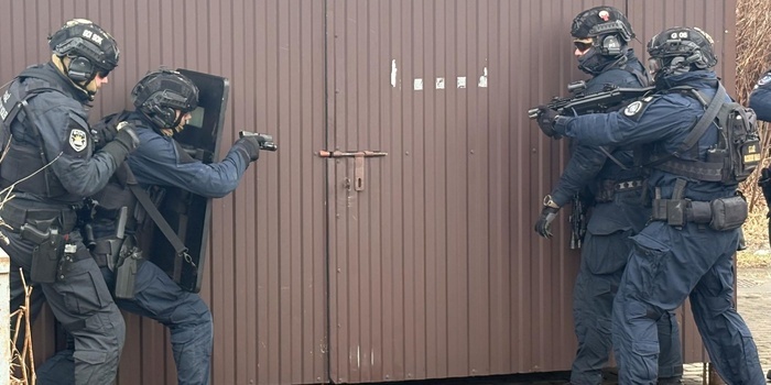 Ćwiczenia służb w Areszcie Śledczym w Gdańsku