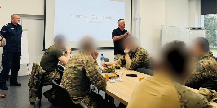 Eksperci FBI szkolą polskich  kontrterrorystów