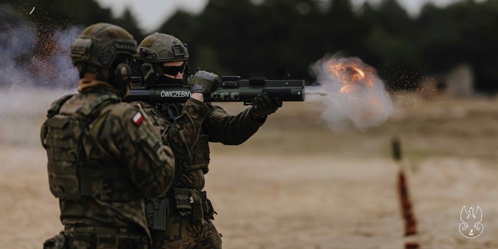 WOT zyskał nowych instruktorów granatników M-72
