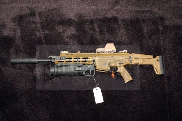 Remington ACT w najnowszej konfiguracji z podwieszonym granatnikiem Madritsch Weapon Technology ML 40.