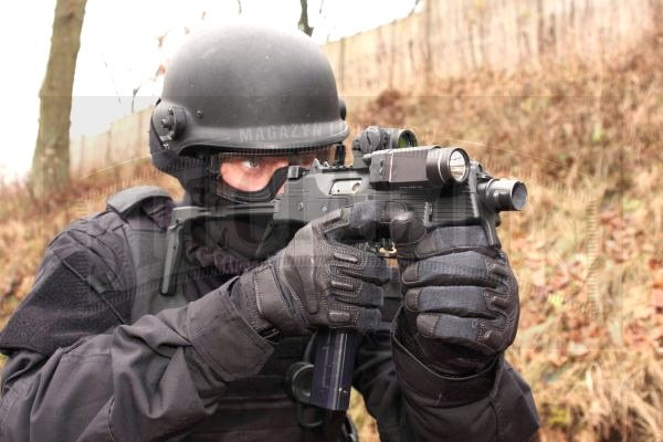 Austriacki pistolet maszynowy Steyr TMP Andrzej Krugler, US DoD, B&amp;T, CBA