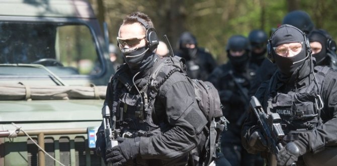 ABW i policja zatrzymały Czeczenia podejrzanego o terroryzm. Zdjęcie ilustracyjne Fot. Grzegorz Michałowski /PAP
&nbsp;