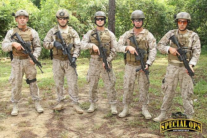 Chile: ekipa „Czarnych beretów” z Brigada de Operaciones Especiales „Lautaro”, a dokładnie -  Compañía de Comandos N° 6 „Iquique” i Compañía de Comandos N° 5 „Lientur”.