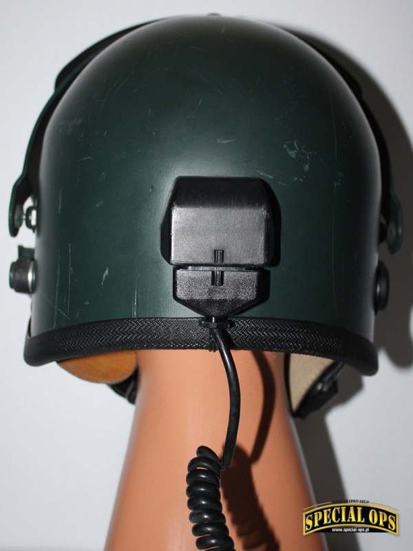 Szwajcarski Tig Psh-77 z tytanową osłoną twarzy VS-K-77 (i odłączonym mikrofonem).