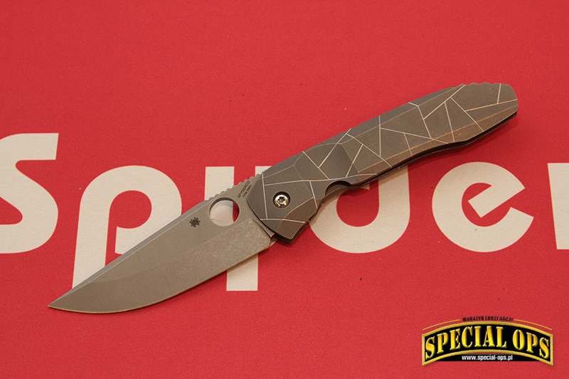 Nóż Spyderco – Nirvana zaprojektowany przez knifemakera Petera Rassenti.