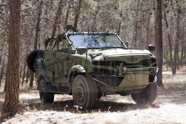 SandCat SOV został stworzony z myślą o wsparciu działań wojskowych jednostek specjalnych, jako alternatywa dla nieopancerzonych LR Defender, Mercedesów G czy Humvee.