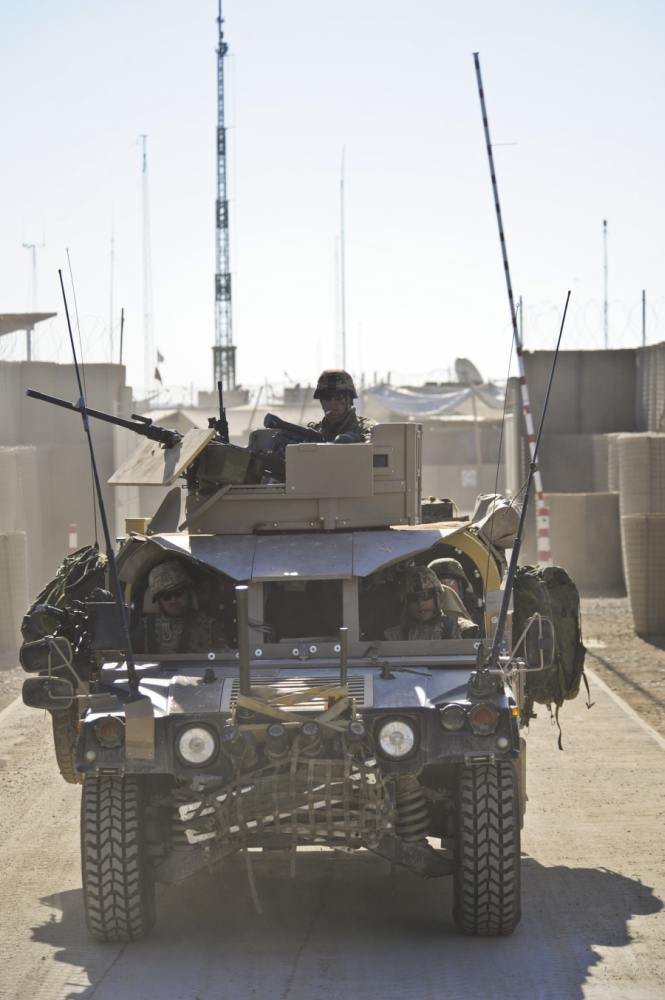 Specjalnie zmodyfikowanych Humvee używali również Duńczycy z 2. szwadronu rozpoznawczego (2nd Recce Squadron) z 3. batalionu Guard Hussars (3rd Battalion) operujący w prowincji Helmand.