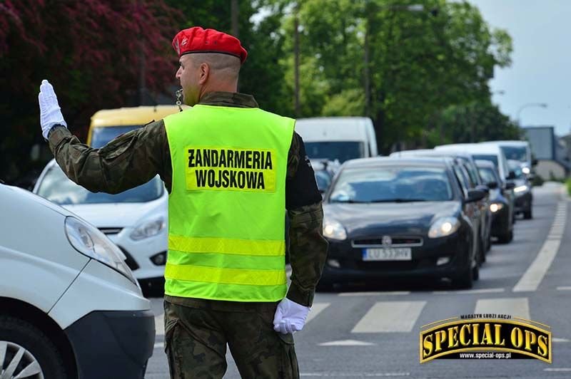 Żandarmeria Wojskowa wspomaga kierowanie ruchem ulicznym