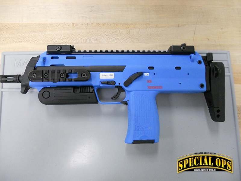 Odmiana HK MP7 do strzelania treningową amunicją barwiącą UTM