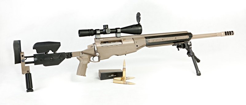 TAC-50 w nowoczesnej osadzie Saber-FORRST (Folding Rifle Stock System Tactical) Model 1 Tactical Modular Rifle Chassis amerykańskiej firmy Ashbury Precision Ordnance (APO).