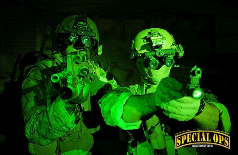 Od września 2014 r. kompania komandosów z 2. Pułku wchodzi w skład SOTG, która w ramach Operacji pk. Okra wspiera szkoleniowo irackie siły specjalne (ISOF/ICTS) walczące z ekstremistami tzw. Państwa Islamskiego (Daesz) - (3); fot. Australian DoD
