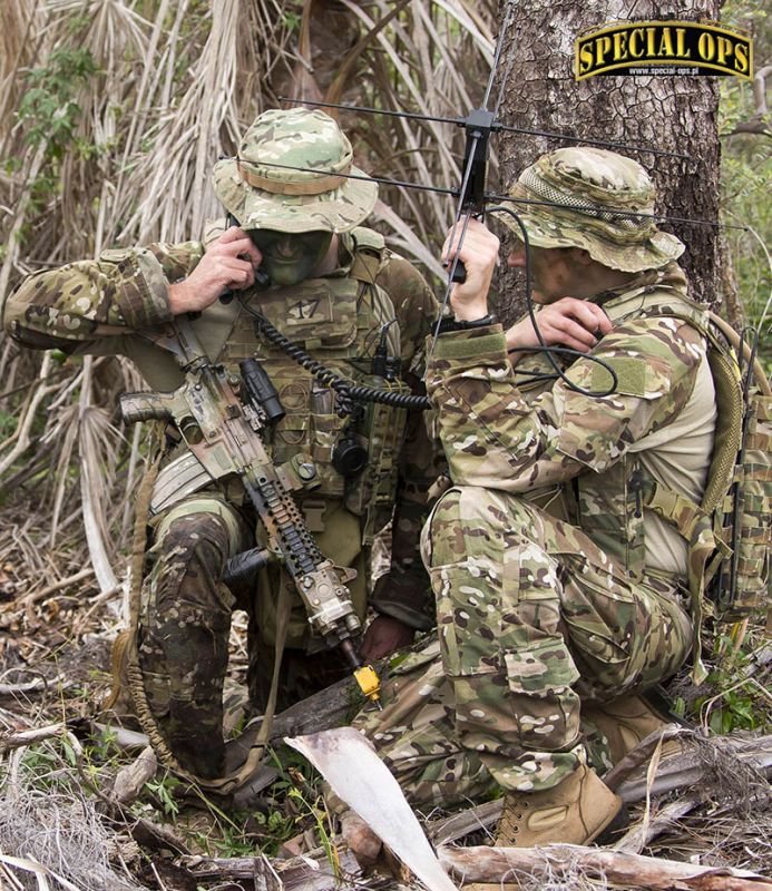 5. Komandosi z rezerwy uczestniczą w wielu ćwiczeniach z siłami powietrznymi Australii (RAAF) i wykonując zadania specjalne na rzecz regularnych wojsk lądowych (2); fot. Australian DoD