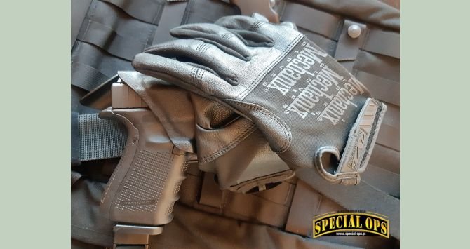 Publikacja prezentuje walory użytkowe rękawic (rękawiczek) taktycznych Mechanix Wear Tactical Specialty.
Zdjęcie: Ireneusz Chloupek, Mechanix Wear