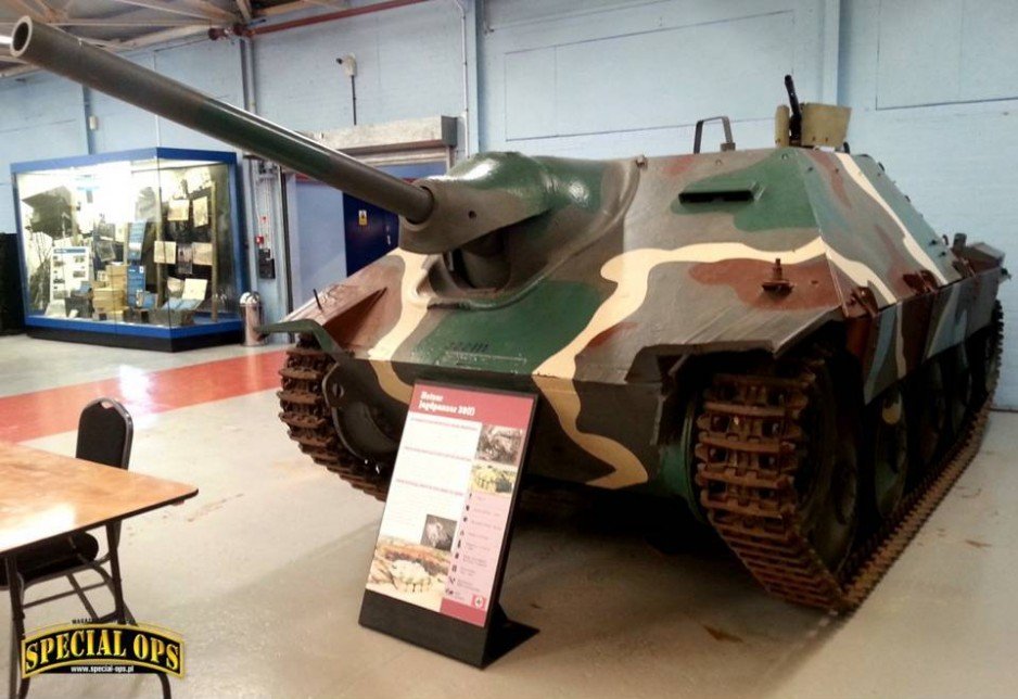 Jagdpanzer 38(t) Hetzer - Muzeum Czołgów (The Tank Museum) w Bovington w Dorset.