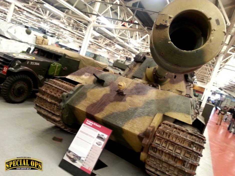 Panzerkampfwagen VI „Königstiger”, Tiger II (SdKfz182) - Muzeum Czołgów (The Tank Museum) w Bovington w Dorset.