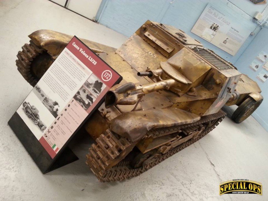 Carro Veloce L3/33 - tankietka - Muzeum Czołgów (The Tank Museum) w Bovington w Dorset.