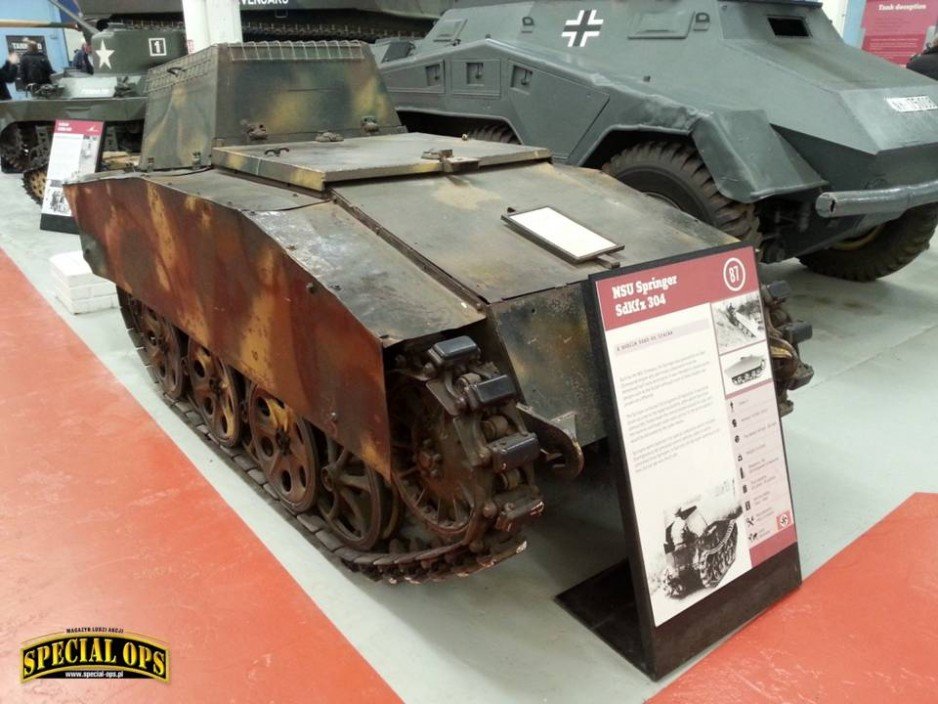 SdKfz 304 NSU Springer - Muzeum Czołgów (The Tank Museum) w Bovington w Dorset.