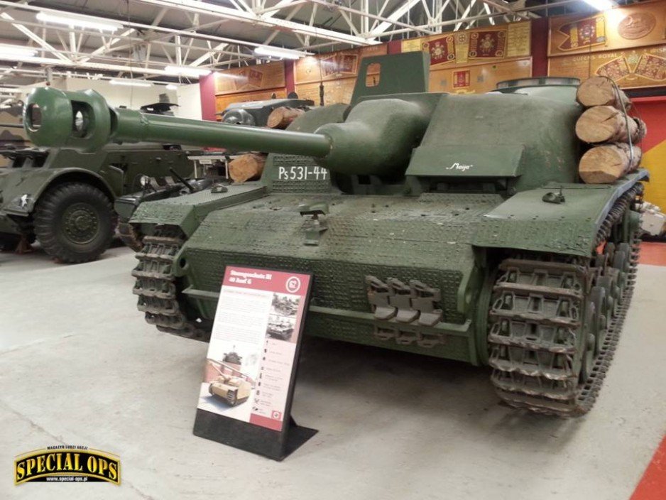 Sturmgeschutz III (StuG III) - Muzeum Czołgów (The Tank Museum) w Bovington w Dorset.