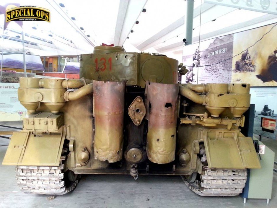 Panzerkampfwagen VI Ausf E Tiger I (SdKfz 181) -  "Tiger 131" - Muzeum Czołgów (The Tank Museum) w Bovington w Dorset.