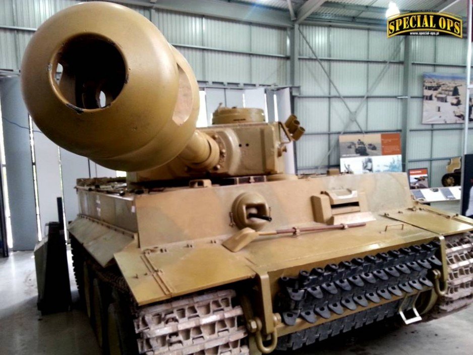 Panzerkampfwagen VI Ausf E Tiger I (SdKfz 181) -  "Tiger 131" - Muzeum Czołgów (The Tank Museum) w Bovington w Dorset.