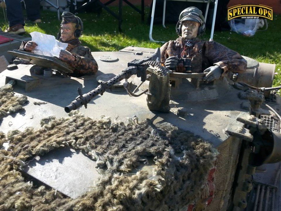 Ekspozycja modeli pojazdów pancernych, w dużej części ruchomych i zdalnie sterowanych podczas "Tiger Day 2016" w Muzeum Czołgów (The Tank Museum) w Bovington w Dorset.