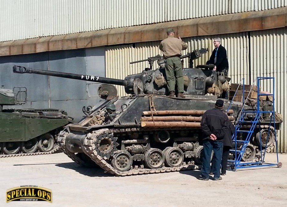 Filmowa "Furia", czyli Sherman M4A3E8 "Easy Eight" - "Tiger Day 2016" w Muzeum Czołgów (The Tank Museum) w Bovington w Dorset.