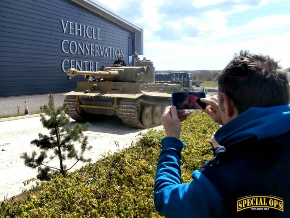 Panzerkampfwagen VI Ausf E Tiger I (SdKfz 181) - "Tiger 131" podczas "Tiger Day 2016" w Muzeum Czołgów (The Tank Museum) w Bovington w Dorset.