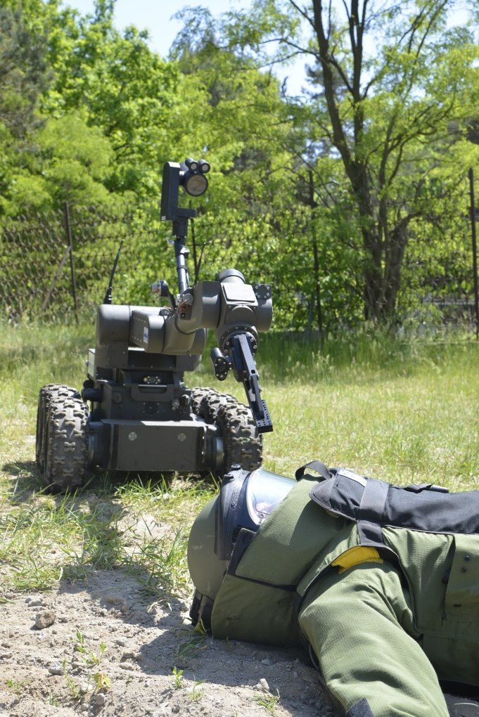 Ćwiczenia RoboScope zorganizowane przez Fundację SPRZYMIERZENI z GROM we współpracy z Polskim Instytutem Automatyki i Pomiarów PIAP.