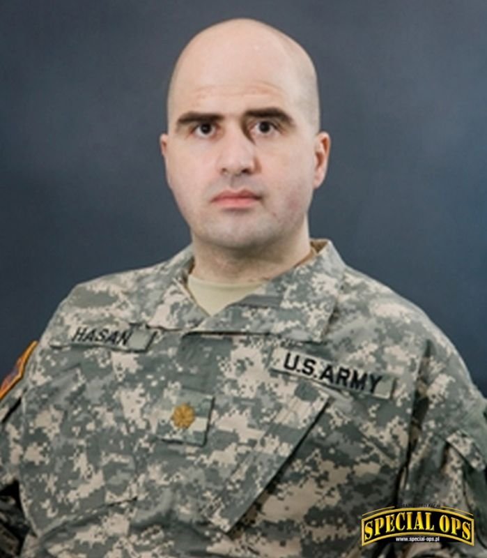 Nidal Hasan Malik - oficer US Army, który jako „samotny wilk” zaatakował w 2009 r. innych żołnierzy Soldier Readiness Center w bazie wojskowej Fort Hood, w Teksasie, zabijając 13 z nich. Zamach został powstrzymany przez dwoje sierżantów z DACP (Departmen.