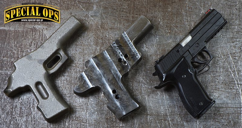 Etapy produkcji metalowych szkieletów pistoletów SIG-Sauer (1). Fot. SIG Sauer GmbH & Co KG, Ireneusz Chloupek