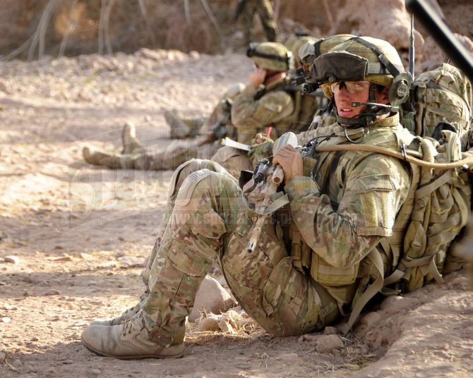 Żołnierz australijskiego kontyngentu w Afganistanie w umundurowaniu Crye Precision G3 w kamuflażu multicam.