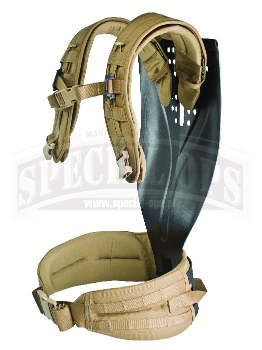 Serce plecaków Granite Tactical Gear – rama nośna CHIEF oparta na płycie z utwardzanego termicznie kompozytu oraz szelki i pas biodrowy BACH, umożliwiające pracę plecaka zarówno z kamizelką balistyczną, jak i bez niej.