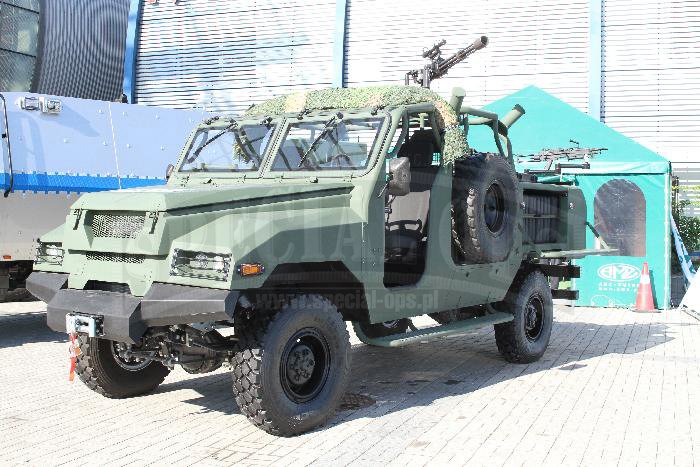 Pojazdy dla sił specjalnych na MSPO 2011