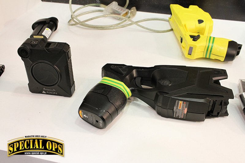 Paralizatory elektryczne Taser X2 