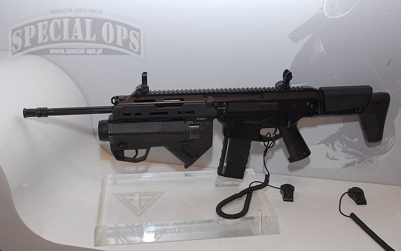 Karabinek MSBS-5,56 z granatnikiem podwieszanym 40 mm (FB Łucznik-Radom).