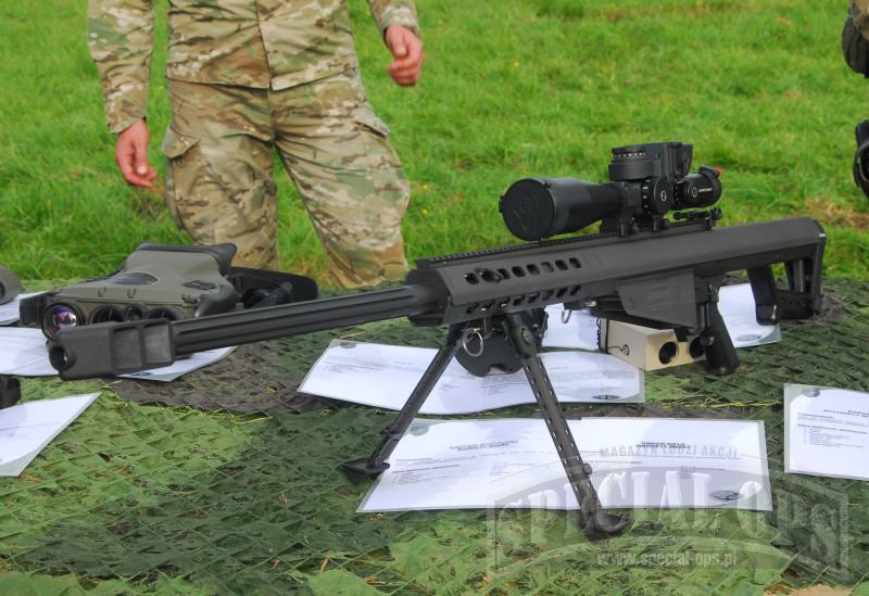 Pokaz wyposażenia i uzbrojenia komandosów JW FORMOZA podczas ćwiczeń Anakonda-12