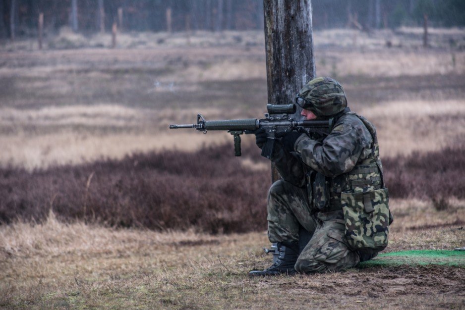 Szkolenie żołnierzy 25. Brygady Kawalerii Powietrznej i Kanadyjczyków z Królewskiego 22. Pułku Kawalerii na poligonie w Drawsku Pomorskim.