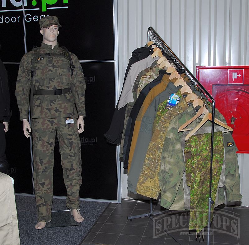 Polska premiera Helikona - nowe wzory kamuflażu PenCott i A-TACS (Helikon)