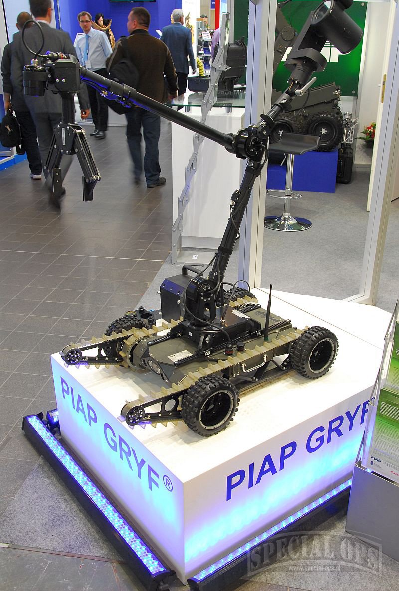 Robot PIAP Gryf gotowy do działania (PIAP)